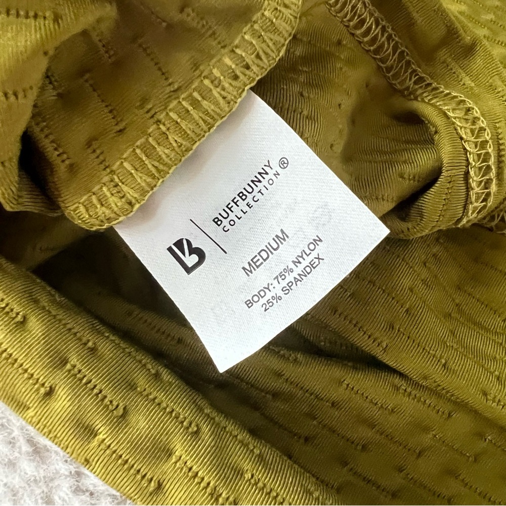 Chartreuse Cropped Pullover Buffbunny Permafrost … - image 8